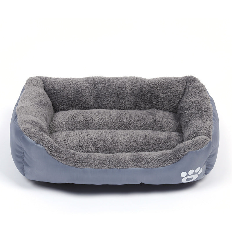 Soft & Cozy Fleece Pet Bed | Waterproof Bottom for All Pet Sizes