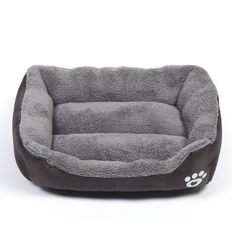 Soft & Cozy Fleece Pet Bed | Waterproof Bottom for All Pet Sizes